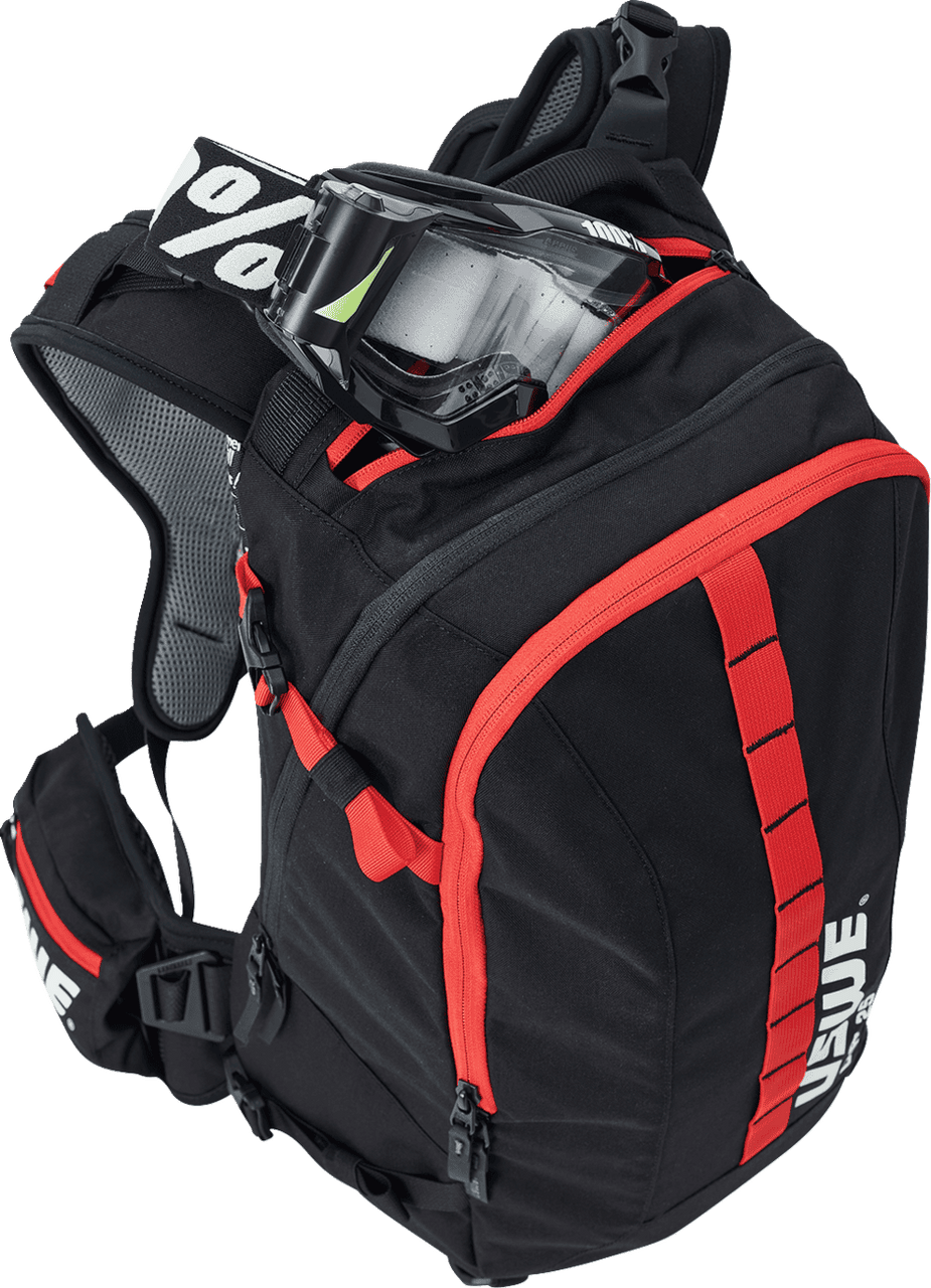 uswe-core-off-road-daypack-black-red-detail