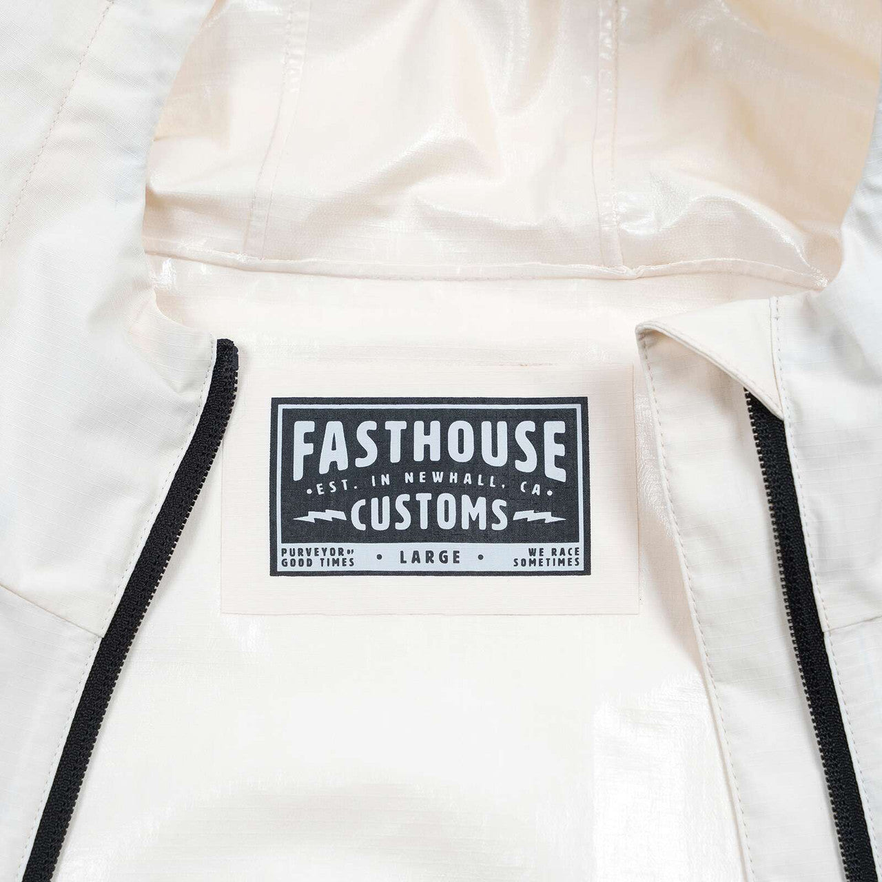 Fasthouse-Statement-Packable-Windbreaker-Hoodie-detail