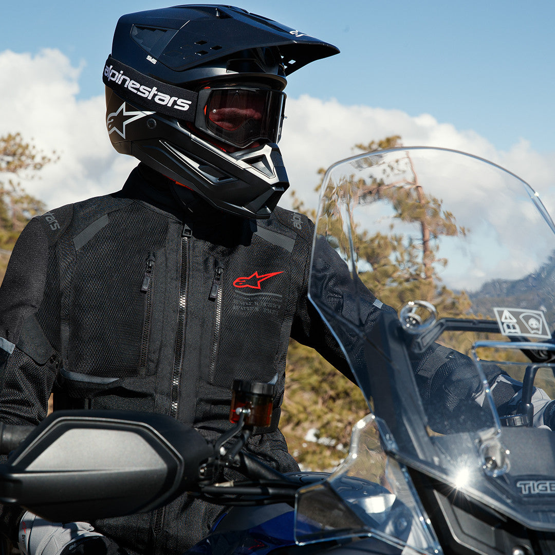 Alpinestars-Andes-Air-Drystar-Motorcycle-Jacket-life-style-image