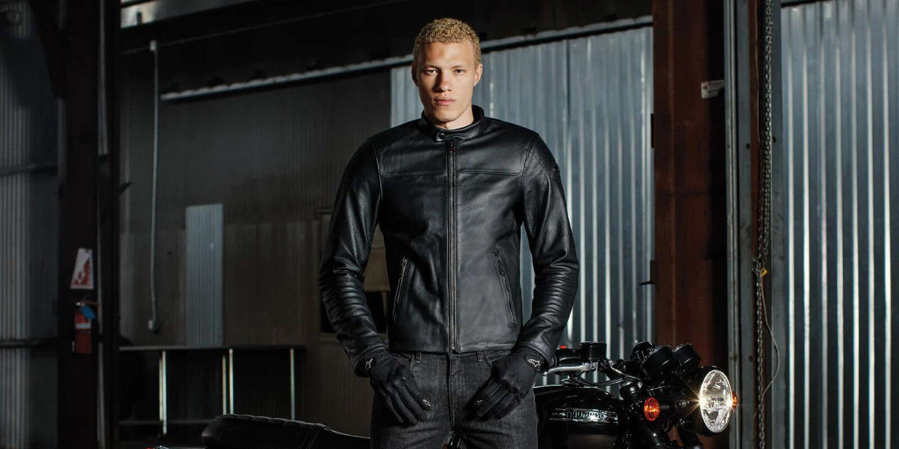 Alpinestars-Blacktrack-Leather-Motorcycle-Jacket-pic