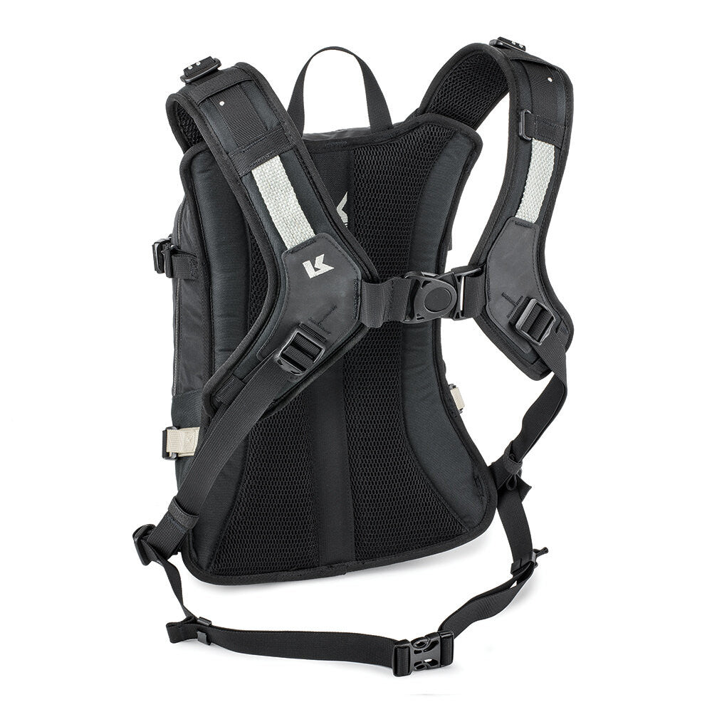 Kriega-R15-Riding-Backpack-harness