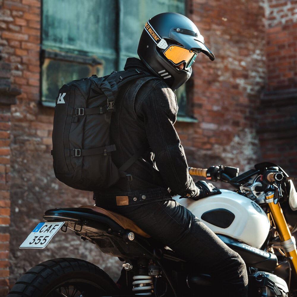 Kriega-R22-Riding-Backpack-side