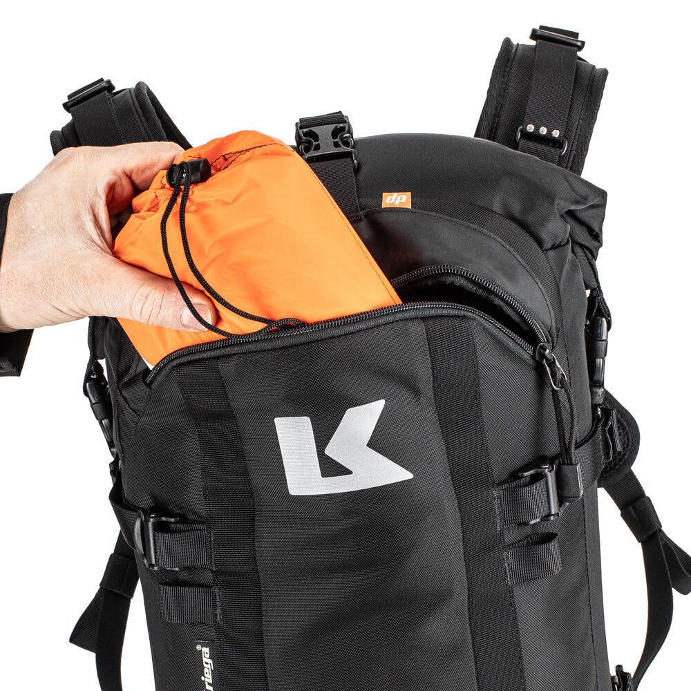 Kriega-R22-Riding-Backpack-zip-pocket