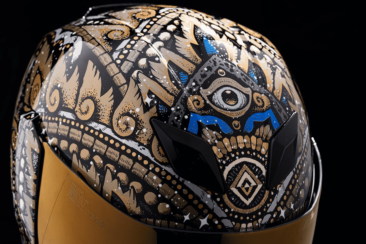 Icon-Airfilte-Daytripper-Motorcycle-Helmet-detail